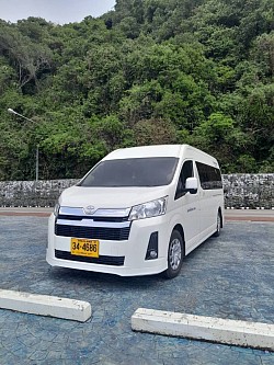 Smarttaxi- van บริการรถตู้ vip โทร.085-5679674