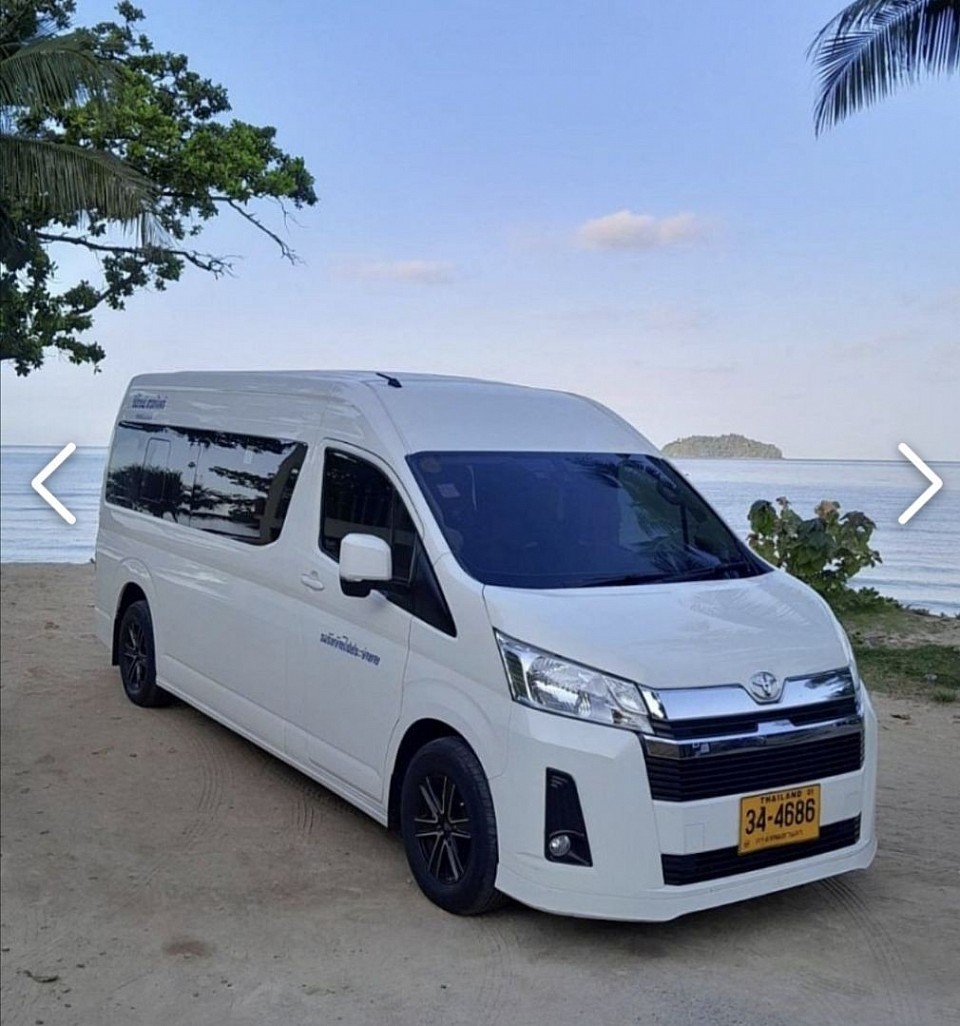 Smarttaxi-van บริการด้วยตู้ vip.รุ่นใหม