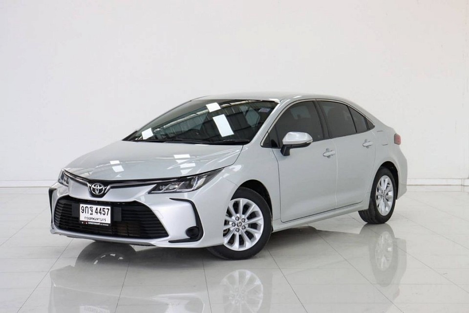 บริการด้วยรถนั่งส่วนบุคล รถใหม่สอาด ปลอดภัย