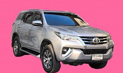 Smarttaxi-van ให้บริการ รถ suv.7ที่นั่ง