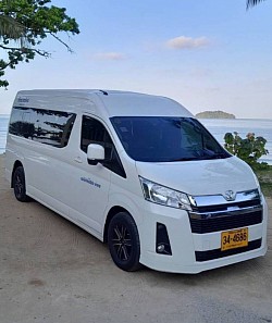 รถตู้ Vip. รุ่นใหม่ Smarttaxi-van โทร.085-5679674