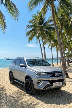 Smarttaxi-van Mae Sot บริการด้วยรถ suv.7ที่นั่ง